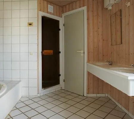 Ho Three-bedroom 07 База отдыха *