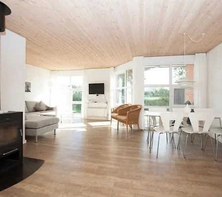 Ho Three-bedroom 07 Блаванн